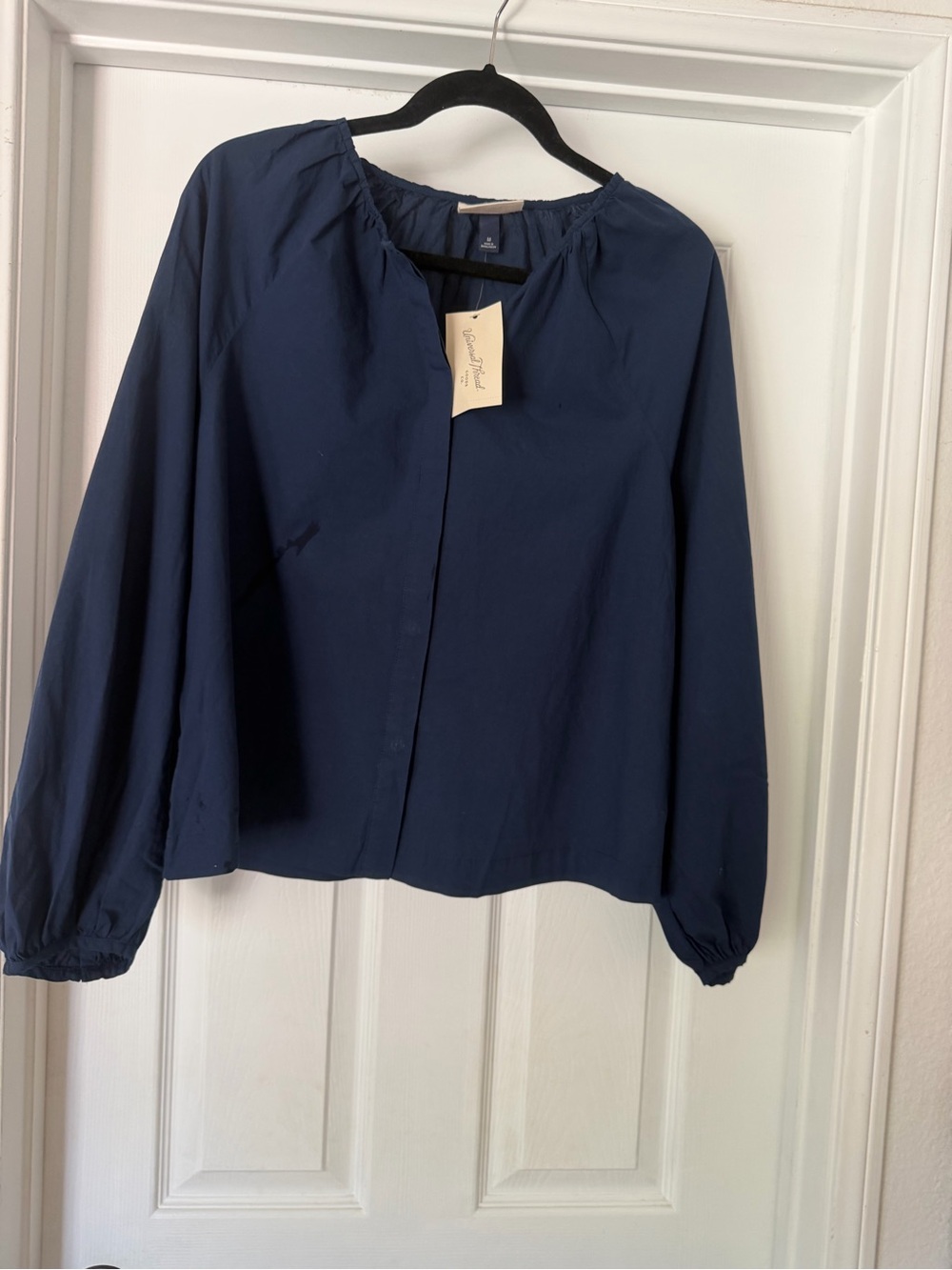 Universal Thread Navy Balloon-Sleeve Peasant Top